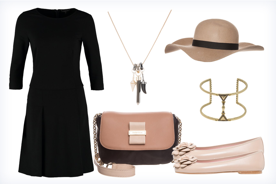 Stylizacja z długą czarną sukienką – kapelusz, buty, torebka, naszyjnik i bransoletka